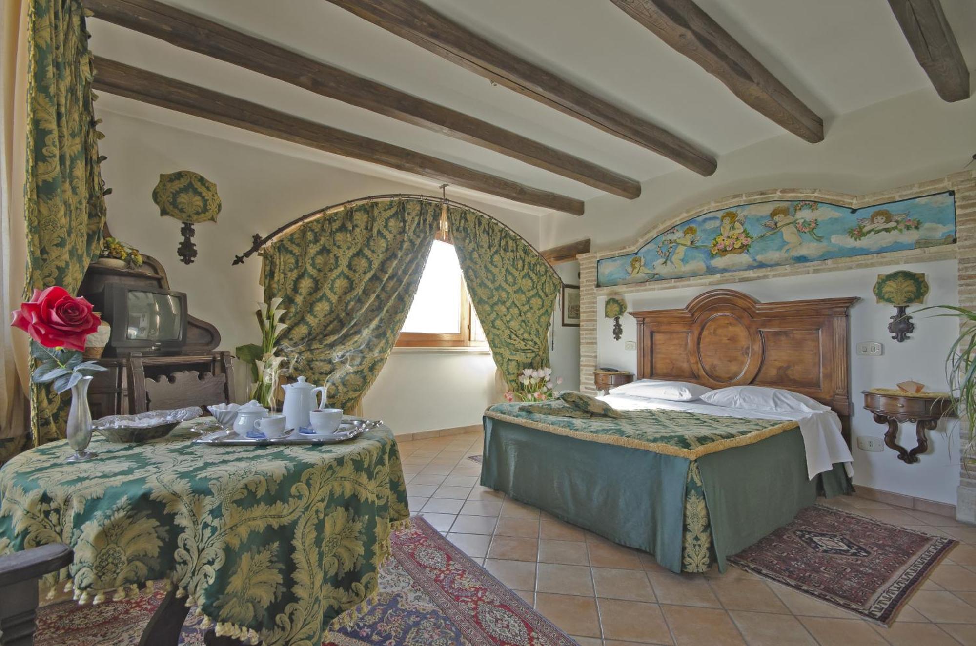 Hotel Ristorante Le Gole Di Ricci Aielli Esterno foto