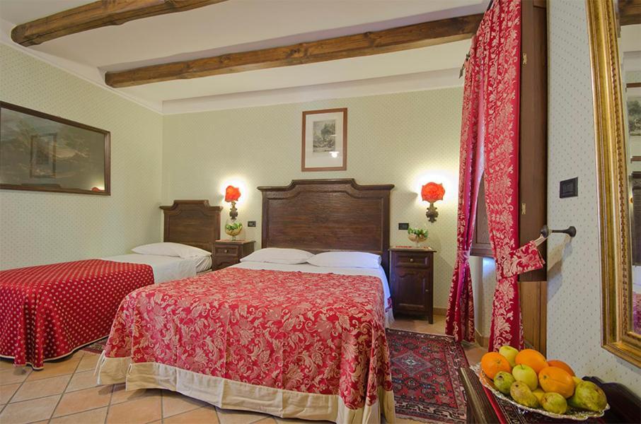 Hotel Ristorante Le Gole Di Ricci Aielli Esterno foto