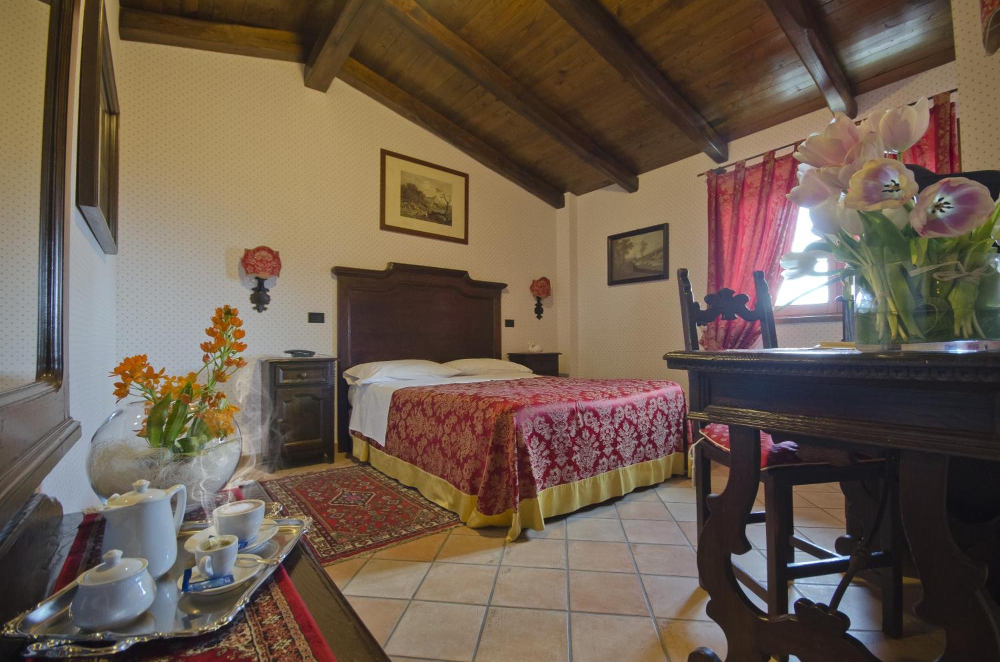 Hotel Ristorante Le Gole Di Ricci Aielli Esterno foto